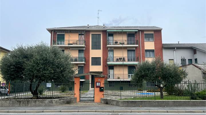 Ampio 2 locali!!